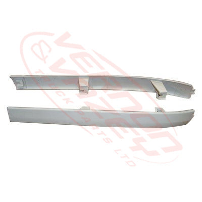 3787094-93 - HEADLAMP - MOULDING - L/H - LOWER - MITSUBISHI FM615/FK516 2003- 2008