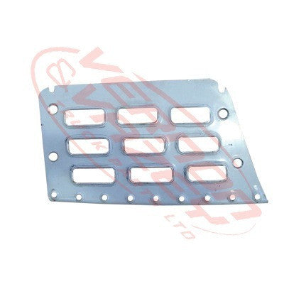 9013104-55 - ALLOY STEP - LOWER - L/H (BOLTS ON TOP OF THE LOWER STEP) - VOLVO FM 2013-