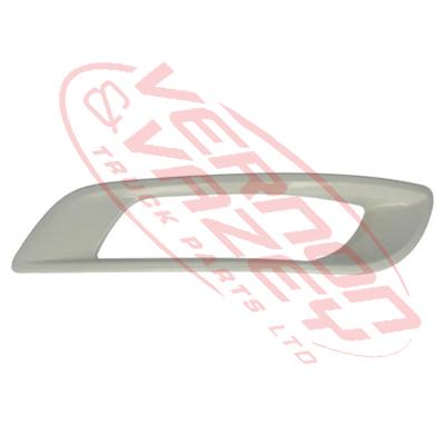 1021194-53 - FOG LAMP SURROUND - L/H - DAF XF106